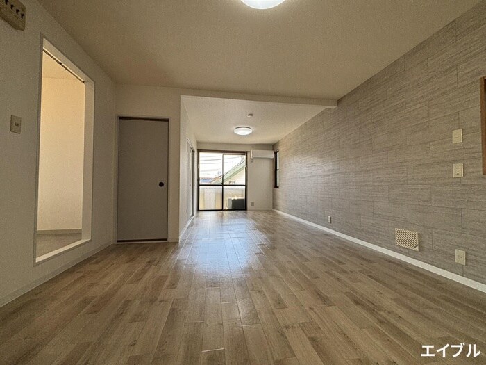 物件内観写真4　(居室)