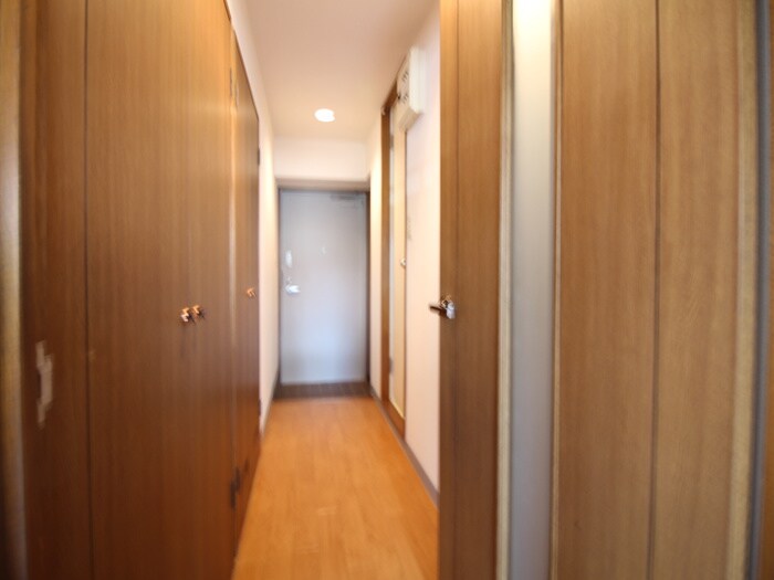 物件内観写真17　(廊下)