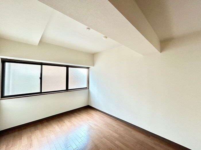 物件内観写真18　(居室)