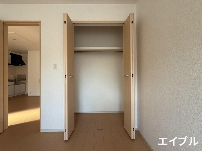 物件内観写真15　(収納)