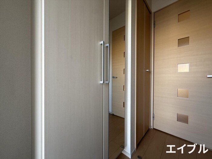 物件内観写真18　(靴箱)