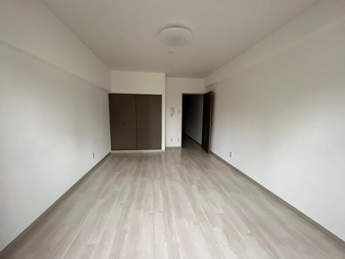 物件内観写真4　(居室)