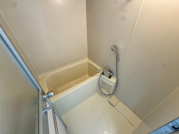 WAKO Ile BLancheのバス