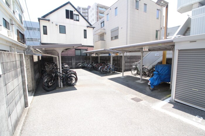 WAKO Ile BLancheの駐輪場