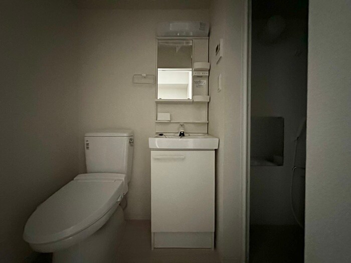 物件内観写真13　(洗面)