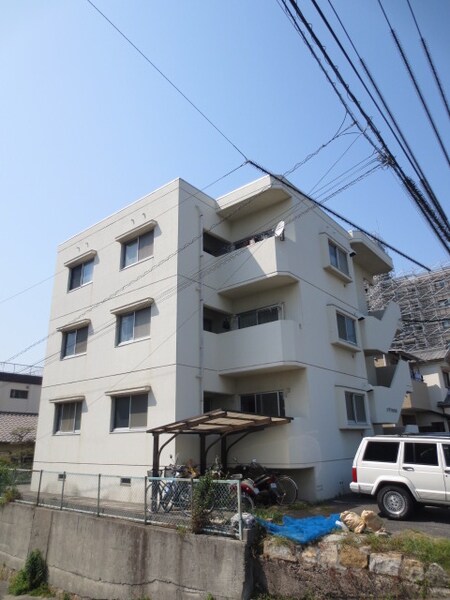 メゾン江波東外観写真