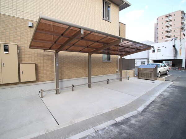 駐輪場