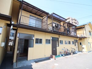 立川アパートＢ棟外観写真