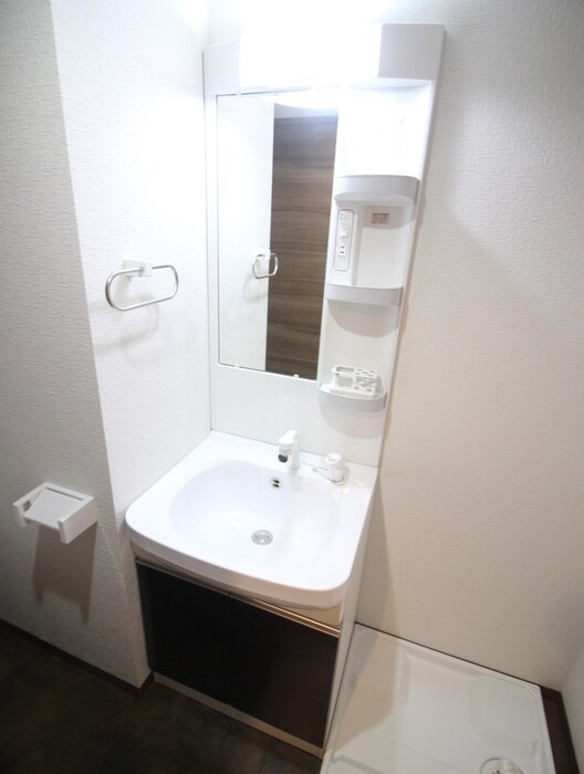 物件内観写真11　(洗面)