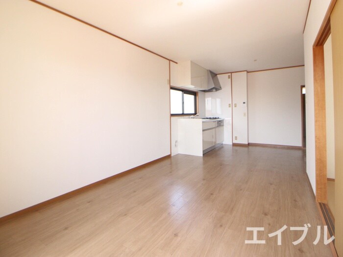 物件内観写真10　(居室)