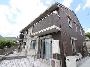 メゾンルナ外観写真