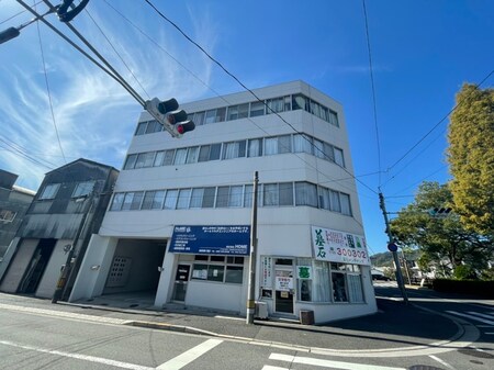 部谷ビル外観写真