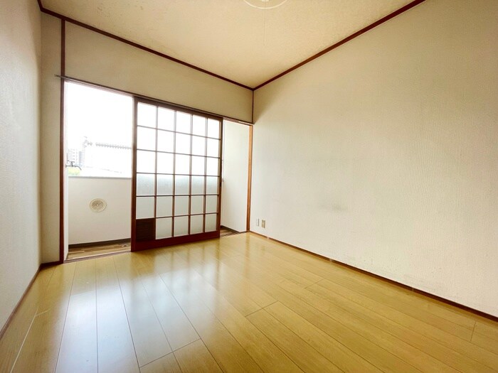 物件内観写真6　(居室)