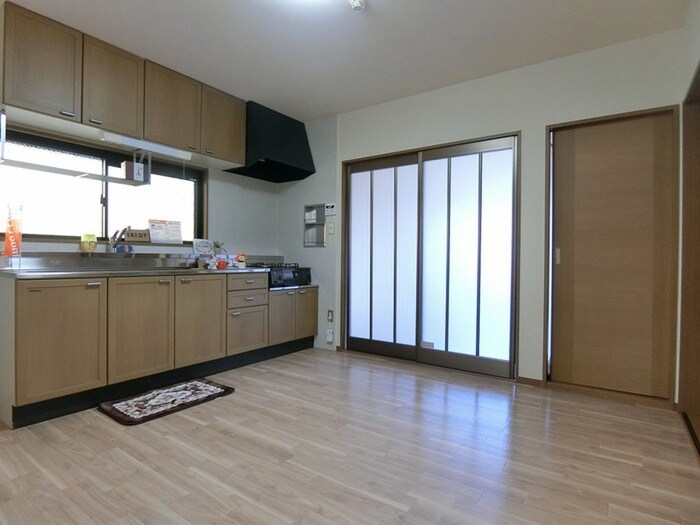 物件内観写真4　(居室)