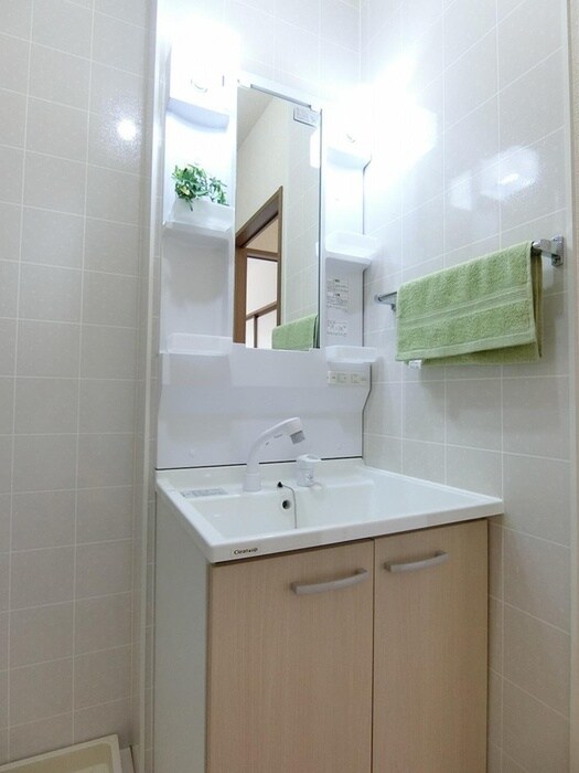 物件内観写真8　(洗面)