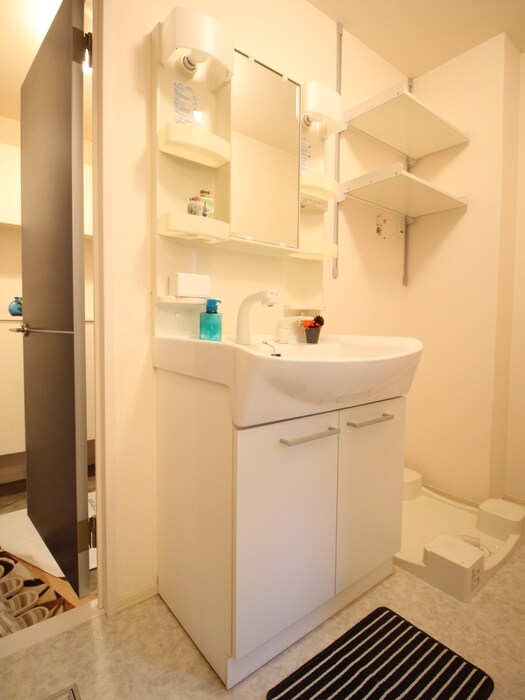 物件内観写真14　(洗面)