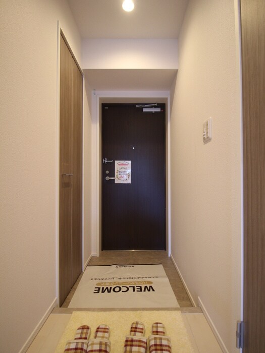 物件内観写真10　(玄関)