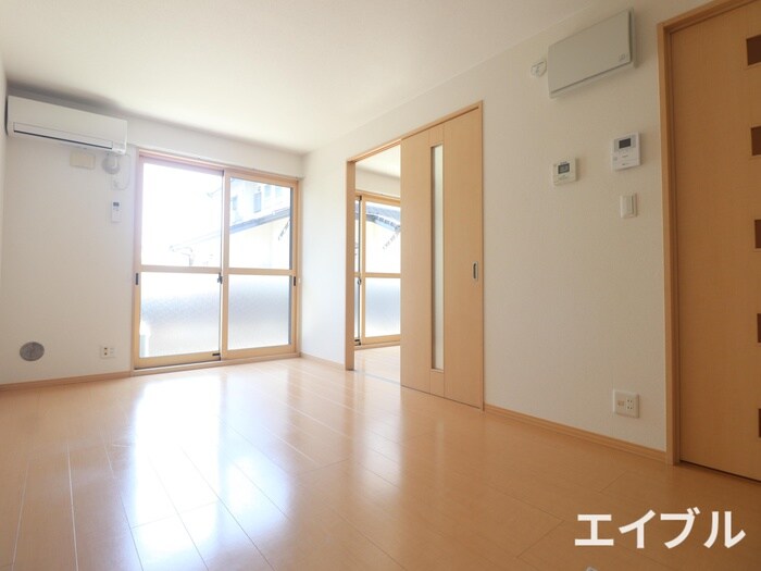 物件内観写真19　(居室)