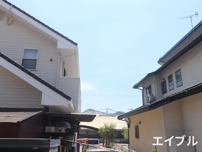 物件内観写真22　(室内からの展望)