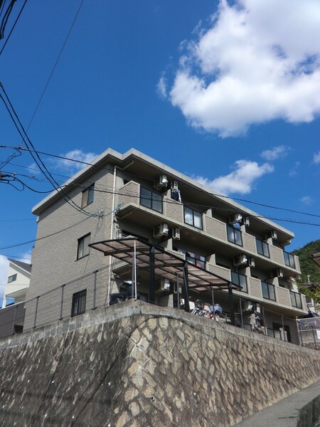 ソレイユ寺井外観写真