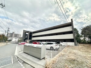 カスタニエ緑井Ⅲ外観写真