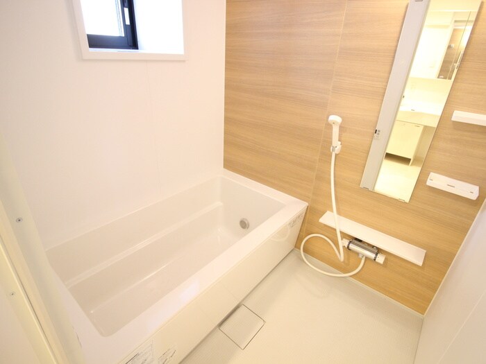 物件内観写真12　(バス／シャワールーム等)