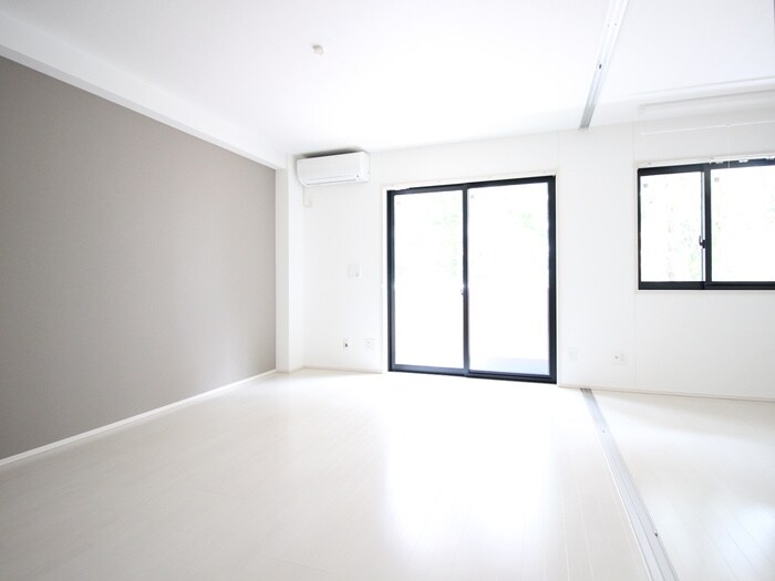 物件内観写真16　(居室)