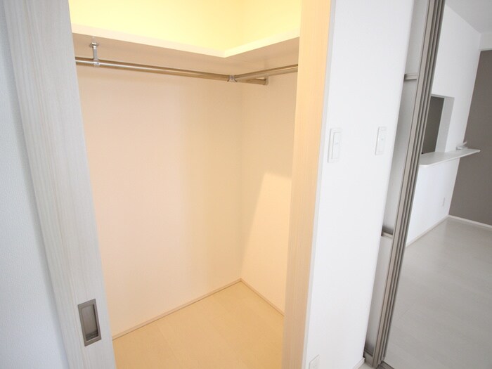 物件内観写真17　(収納)
