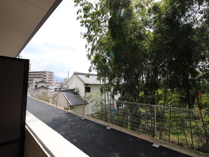 物件内観写真19　(室内からの展望)