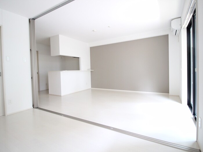 物件内観写真22　(居室)