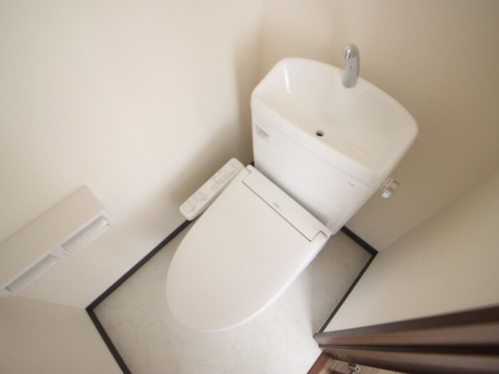 物件内観写真10　(トイレ)