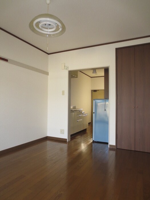 物件内観写真6　(居室)