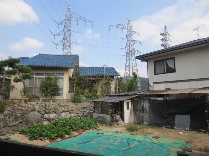 物件内観写真15　(室内からの展望)