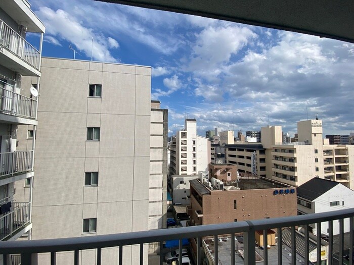 物件内観写真13　(室内からの展望)