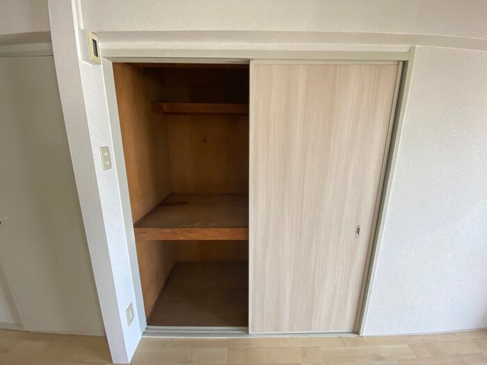 物件内観写真14　(収納)