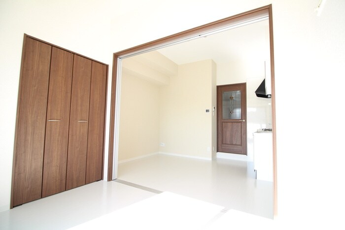 物件内観写真18　(居室)