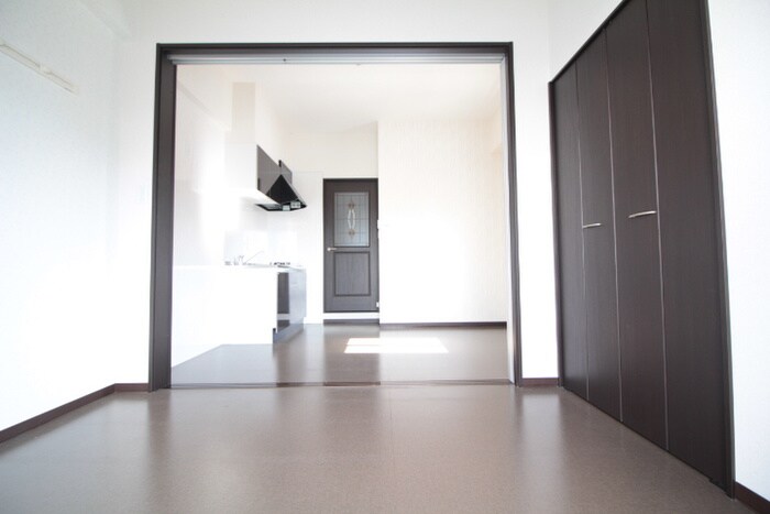 物件内観写真18　(居室)