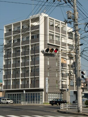 シャムロック高島外観写真