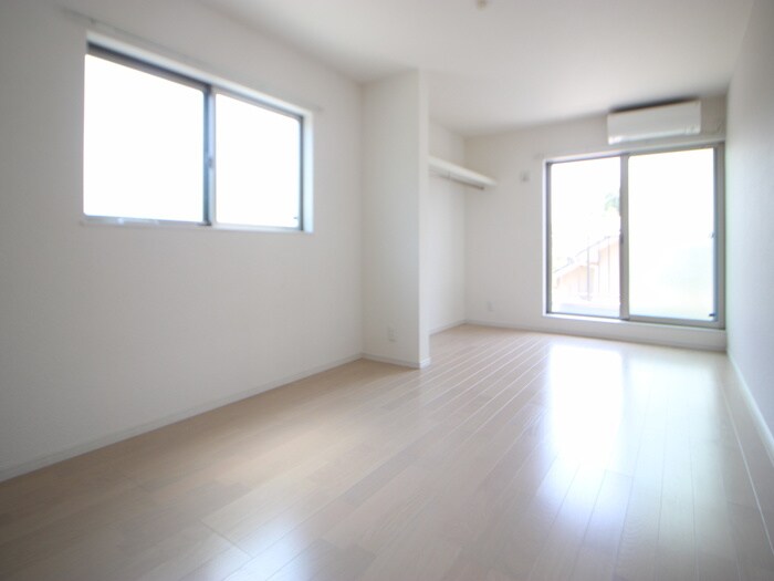 物件内観写真7　(ベランダ・バルコニー)