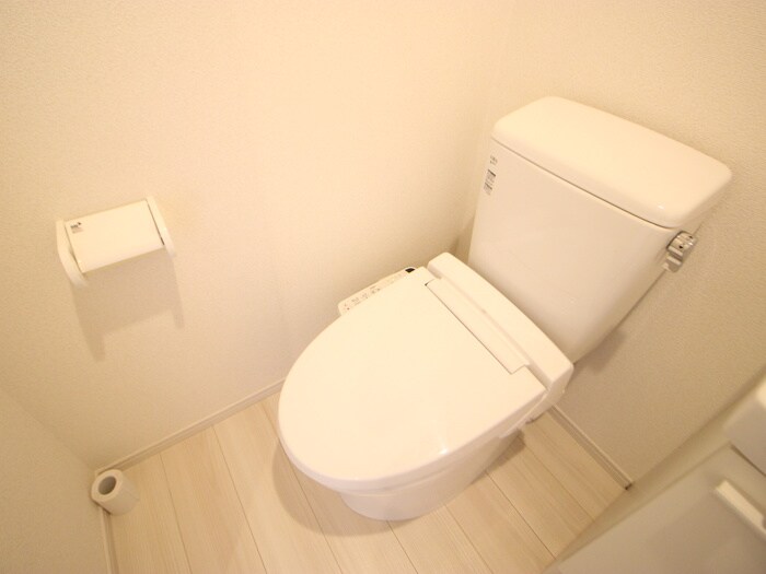 物件内観写真13　(トイレ)