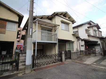 岡河貸家外観写真
