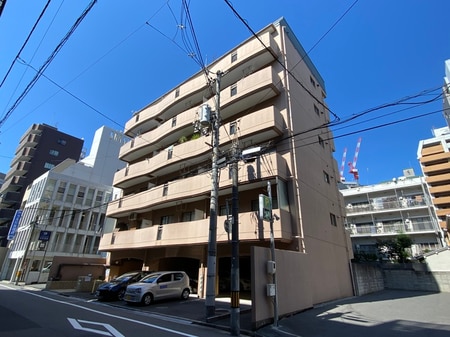 八幡ビル外観写真