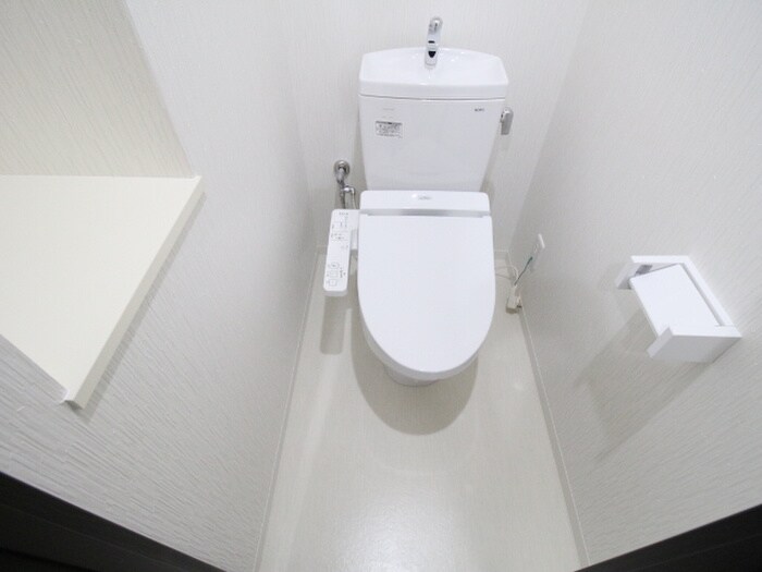 物件内観写真14　(トイレ)