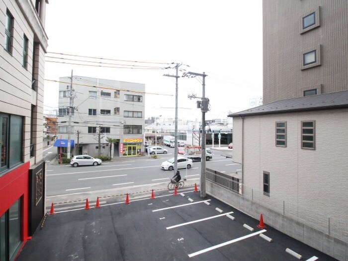 物件内観写真22　(室内からの展望)