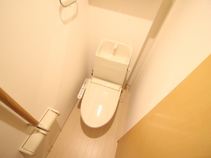 物件内観写真13　(トイレ)