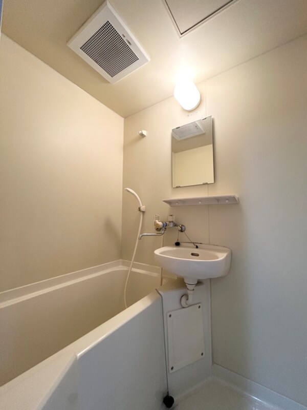 バス／シャワールーム等