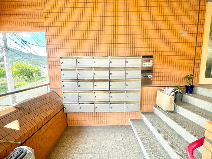 物件外観写真3　(建物設備)