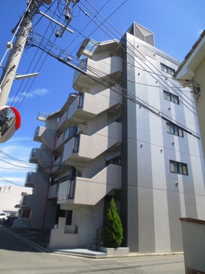 ロイヤル隅の浜１番館外観写真
