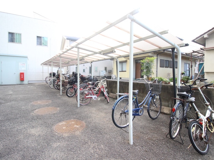 プラザＭＡＣの駐輪場