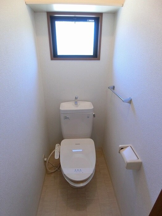 物件内観写真13　(トイレ)